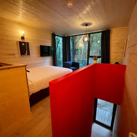 The Bauhaus Luxury tent